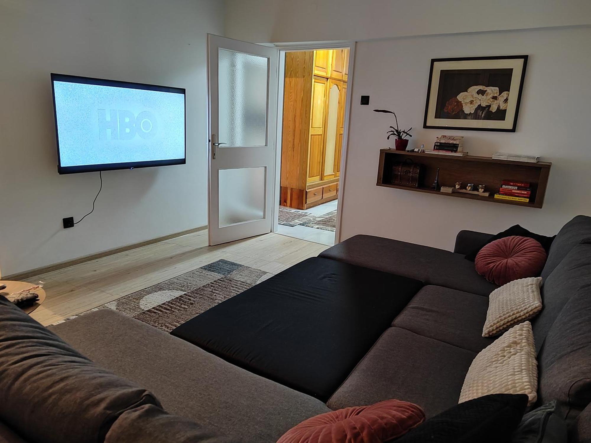 Spacious And Modern Apartment In Town Center 科尼茨 外观 照片